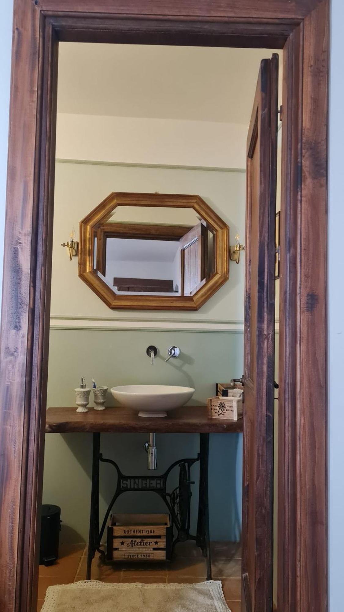 Palazzo Pirro Dimora Storica Bed & Breakfast Acciano Exterior foto