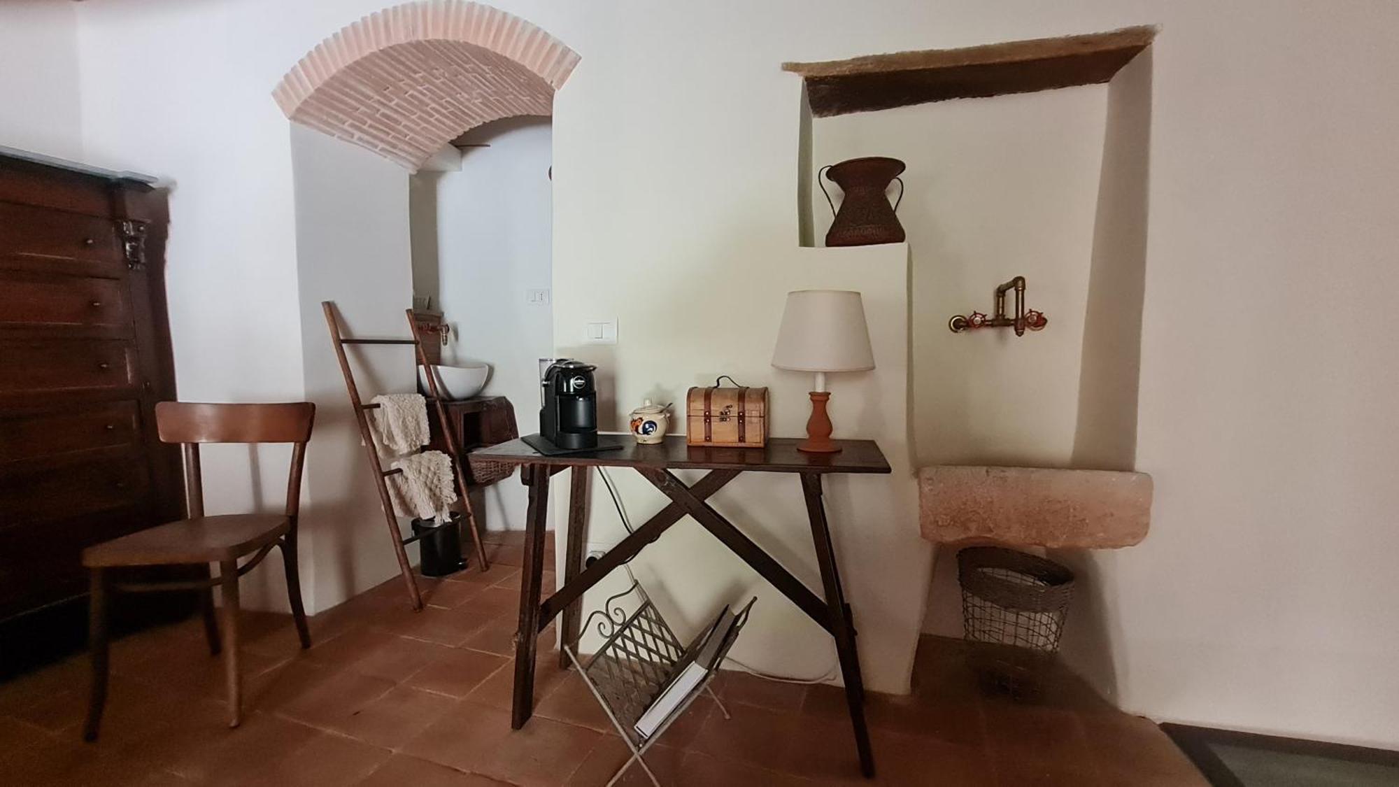Palazzo Pirro Dimora Storica Bed & Breakfast Acciano Exterior foto